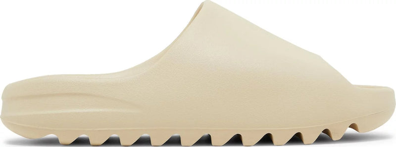 Yeezy Slides 'Bone'